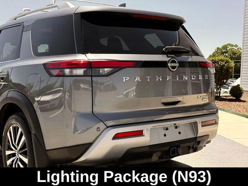 Gun Metallic 2022 Nissan Pathfinder Platinum 4WD
