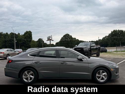 2021 Hyundai SONATA SE