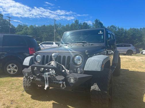 Granite Crystal Metallic Clearcoat 2017 Jeep Wrangler Unlimited Sport