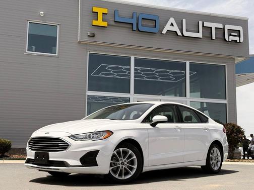 Oxford White 2020 Ford Fusion Hybrid SE