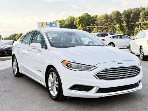 Oxford White 2018 Ford Fusion Hybrid SE