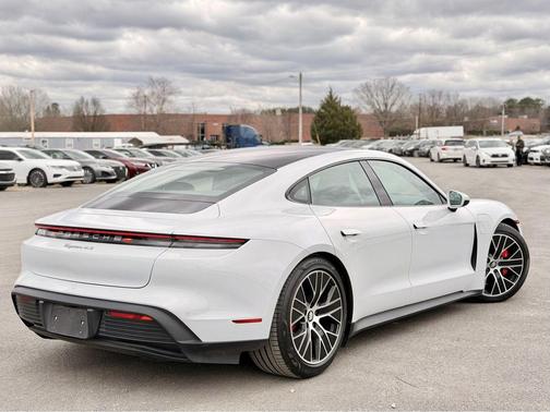 2020 Porsche Taycan 4S