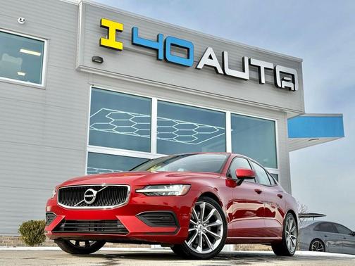 2019 Volvo S60 T5 Momentum