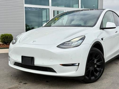 Pearl White Multi-Coat 2020 Tesla Model Y Long Range Dual Motor All-Wheel Drive