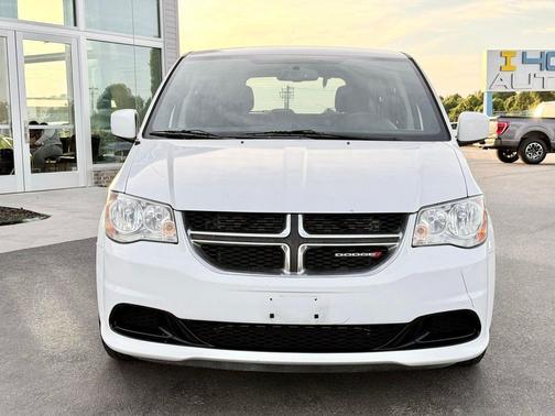 Bright White Clearcoat 2016 Dodge Grand Caravan AVP/SE