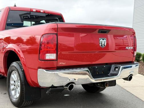 Case IH Red 2018 RAM 1500 ST