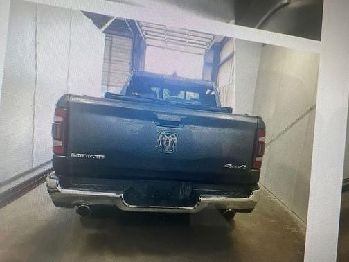 Granite Crystal Metallic Clearcoat 2019 RAM 1500 Laramie