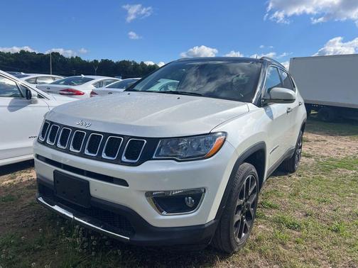 Pearl White Tri-Coat 2018 Jeep Compass Limited