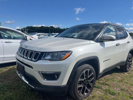 Pearl White Tri-Coat 2018 Jeep Compass Limited