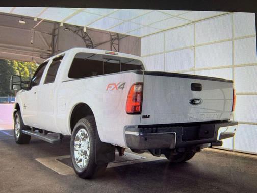 Oxford White 2012 Ford F-250 Lariat
