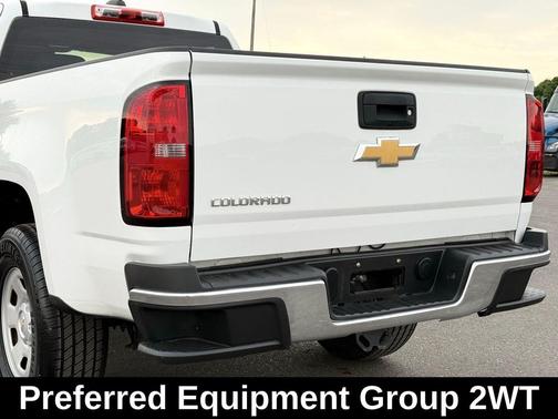 Summit White 2017 Chevrolet Colorado WT