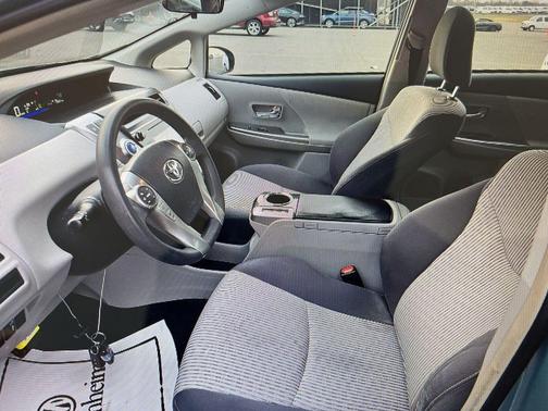 2015 Toyota Prius v Two