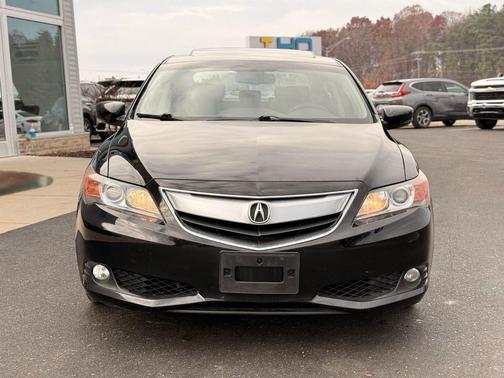 2013 Acura ILX 2.0L w/Premium Package