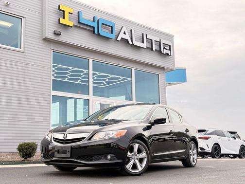 2013 Acura ILX 2.0L w/Premium Package