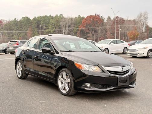 2013 Acura ILX 2.0L w/Premium Package