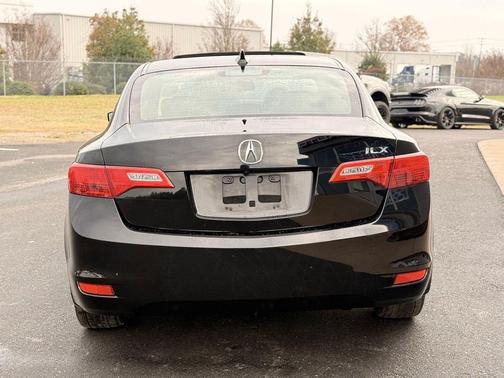 2013 Acura ILX 2.0L w/Premium Package