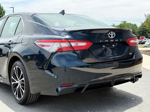 Dark Blue 2019 Toyota Camry SE