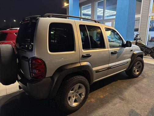 2004 Jeep Liberty Sport