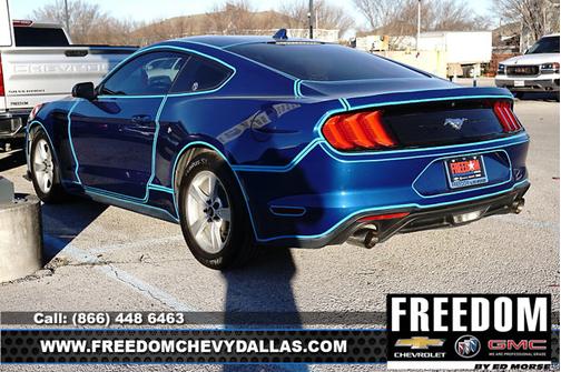 2022 Ford Mustang EcoBoost