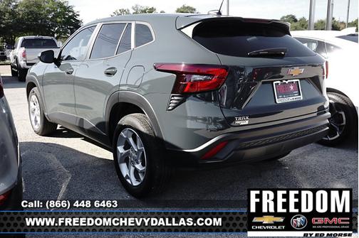 2025 Chevrolet Trax LS