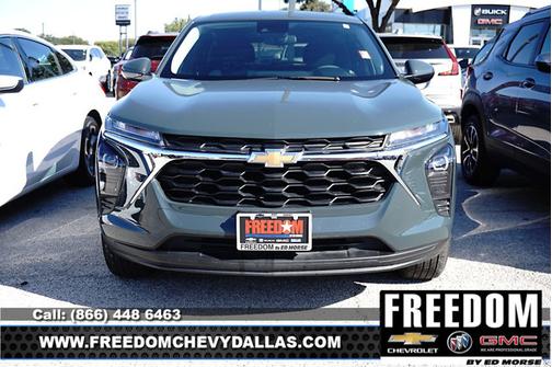2025 Chevrolet Trax LS