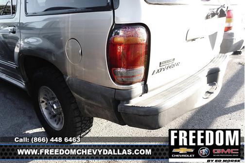 2001 Ford Explorer XLS