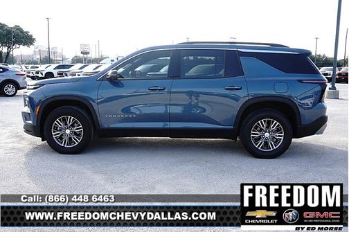 2025 Chevrolet Traverse FWD LT