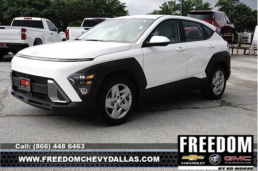 Atlas White 2025 Hyundai KONA SE