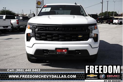 2025 Chevrolet Silverado 1500 Custom