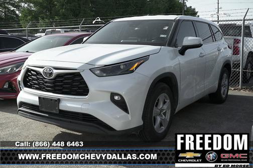 2022 Toyota Highlander LE