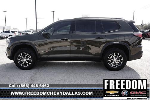 2024 GMC Acadia AWD AT4