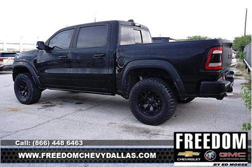 Diamond Black Crystal Pearlcoat 2022 RAM 1500 TRX