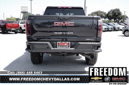 2025 GMC Sierra 2500 AT4