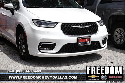 Bright White Clearcoat 2023 Chrysler Pacifica Hybrid Touring L