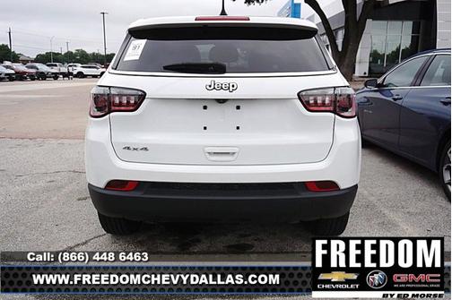 Bright White Clearcoat 2024 Jeep Compass Sport