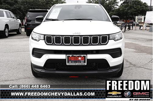 Bright White Clearcoat 2024 Jeep Compass Sport