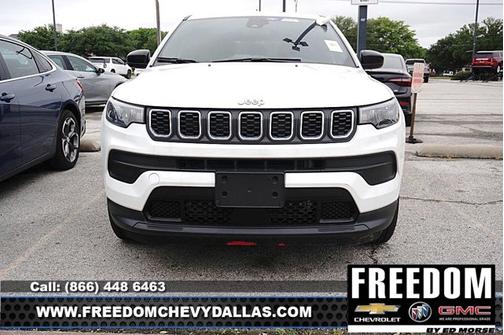 Bright White Clearcoat 2024 Jeep Compass Sport