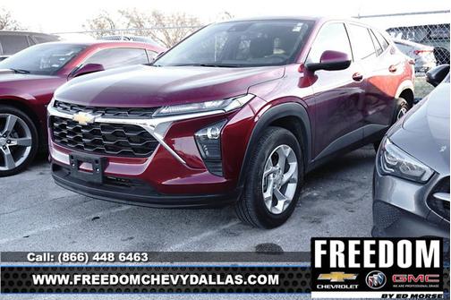 2025 Chevrolet Trax LS