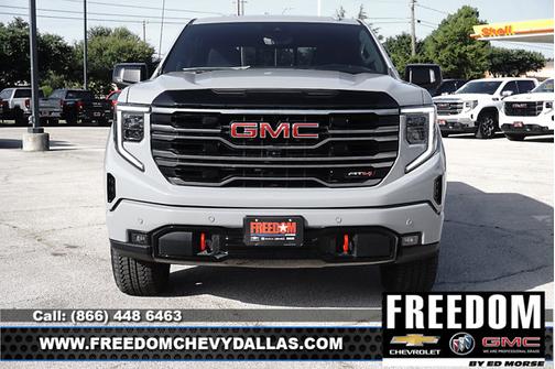 2025 GMC Sierra 1500 AT4