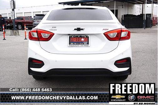 Summit White 2019 Chevrolet Cruze LT