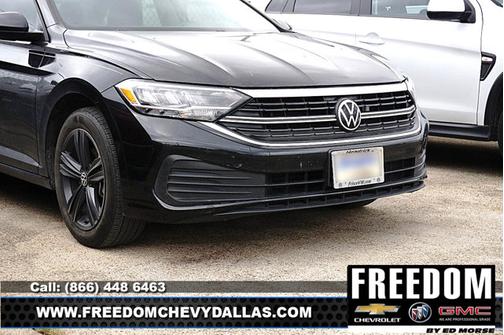 Black 2024 Volkswagen Jetta SE