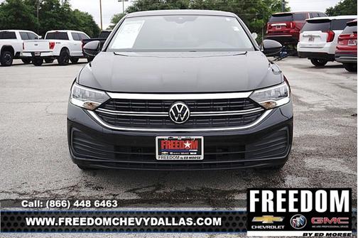Black 2024 Volkswagen Jetta SE