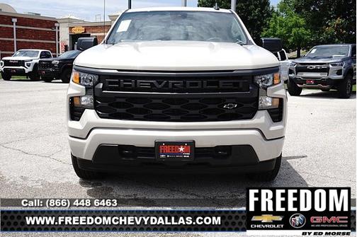 White Sands 2026 Chevrolet Silverado 1500 Custom