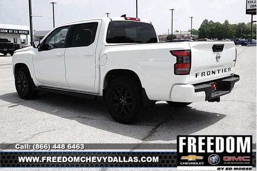 Glacier White 2023 Nissan Frontier SV