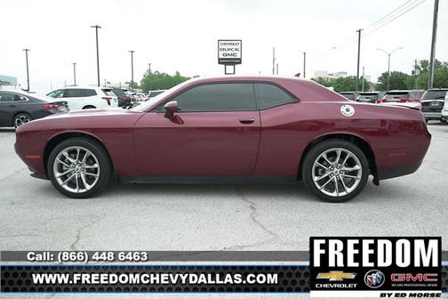 2022 Dodge Challenger SXT