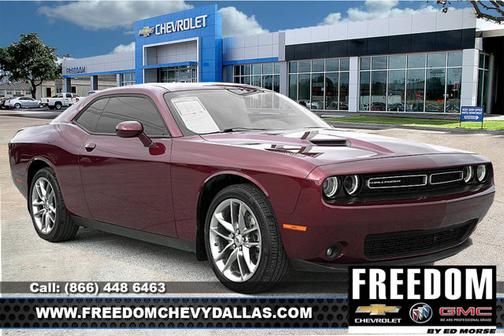 2022 Dodge Challenger SXT