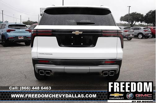 2026 Chevrolet Traverse FWD LT