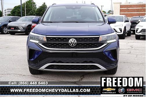 Gray 2024 Volkswagen Taos SE