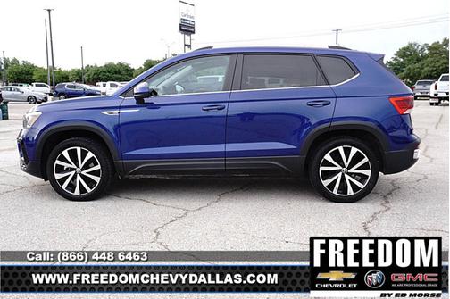 Gray 2024 Volkswagen Taos SE