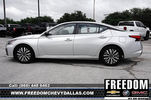 Brilliant Silver Metallic 2024 Nissan Altima 2.5 SV